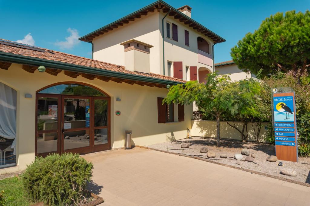Airone Bianco Residence Village