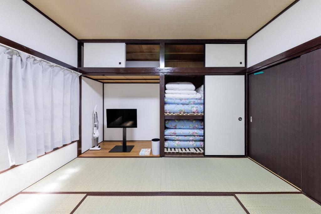 Perfect for sightseeing in Tokyo! 2F 4people! 四つ木