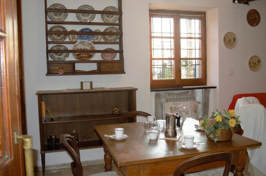 Posedenie v ubytovaní Chalet Villa Ornella