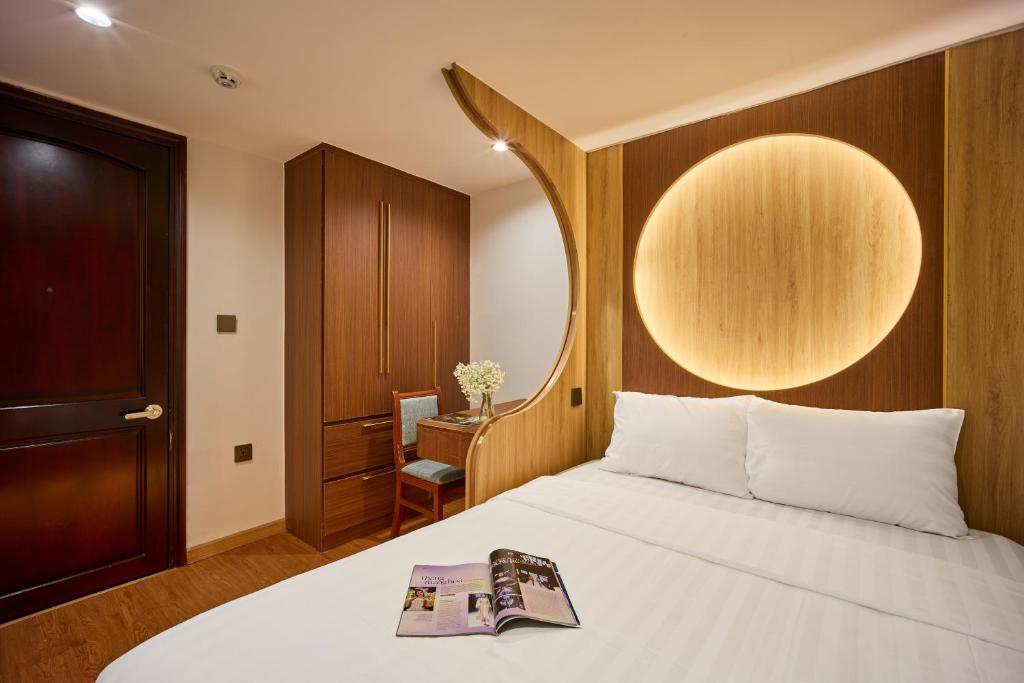 Postel nebo postele na pokoji v ubytování Elite Luxury Hotel
