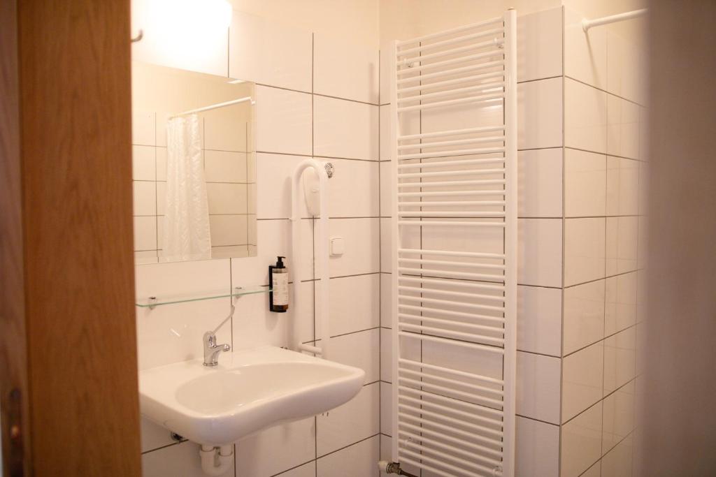 Koupelna v ubytování Hotel Pod Zeleným Dubem
