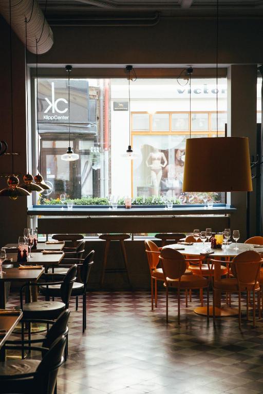 Hotel Flora - Resim 8