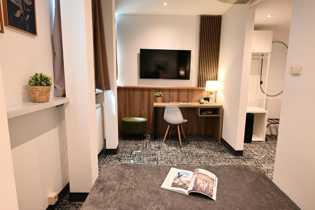 Hotel Central - Resim 37