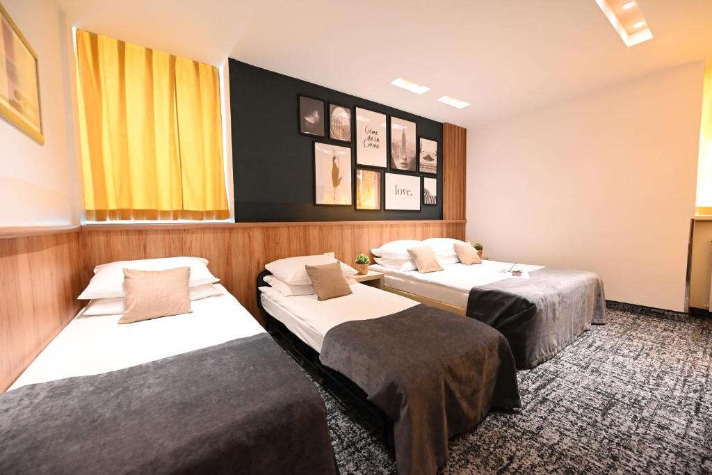 Hotel Central - Resim 6