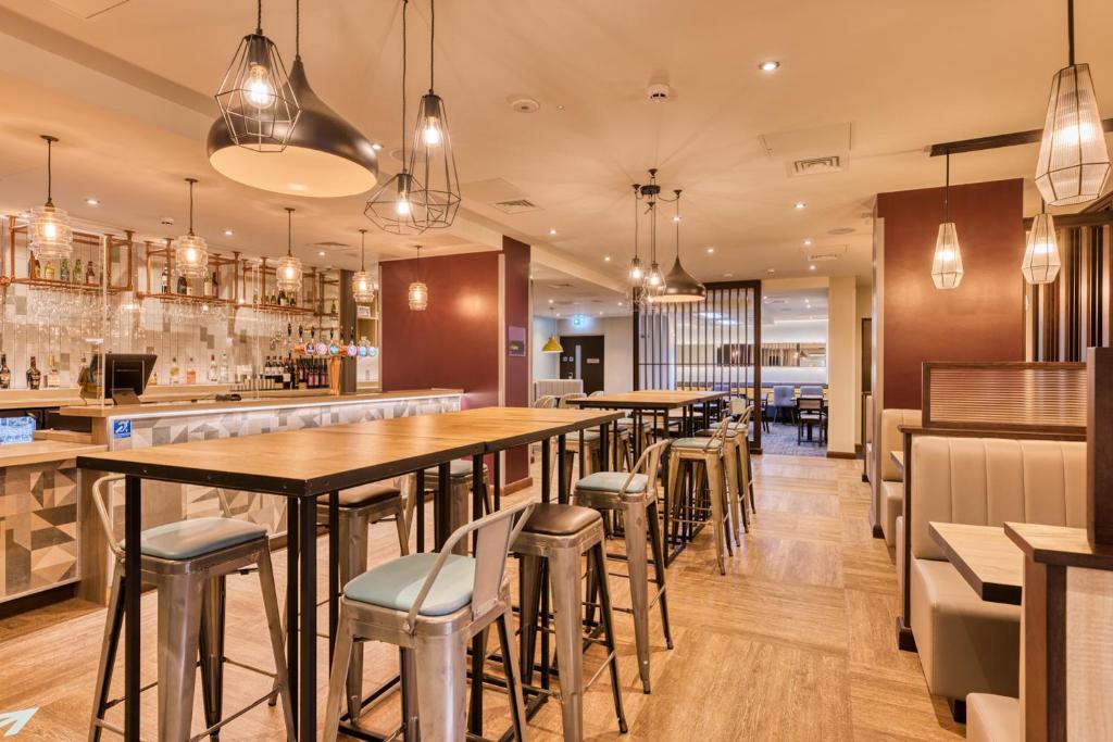 Premier Inn Dublin City Temple Bar - Resim 4