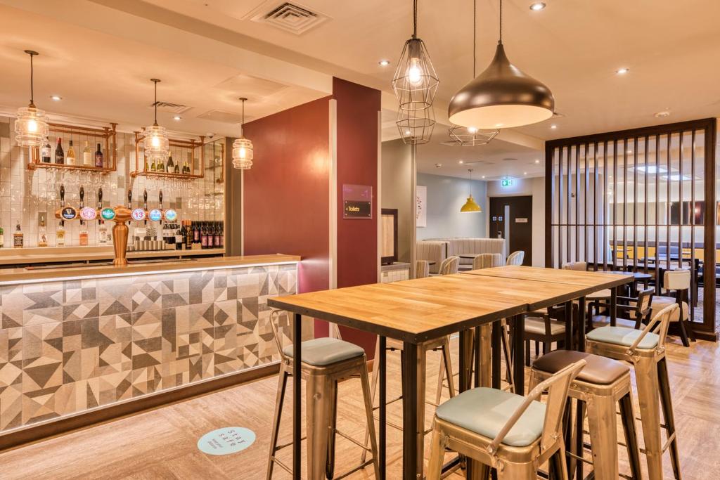 Premier Inn Dublin City Temple Bar - Resim 22