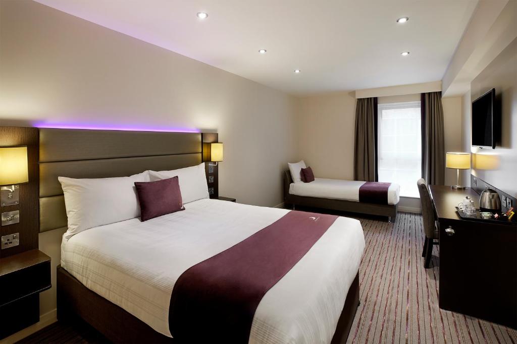 Premier Inn Dublin City Temple Bar - Resim 7