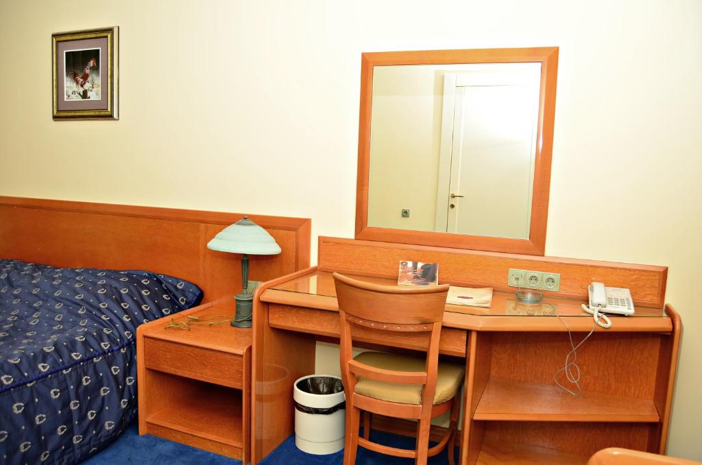 Fotografija u galeriji objekta Garni Hotel Park u gradu Palić