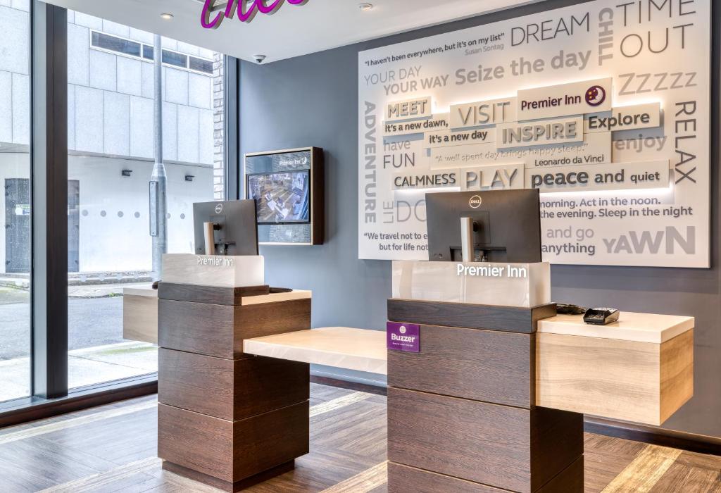 Premier Inn Dublin City Gloucester St South - Resim 19