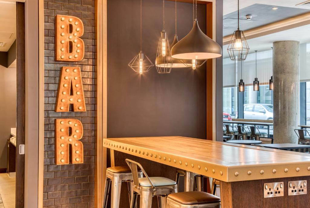 Premier Inn Dublin City Gloucester St South - Resim 23