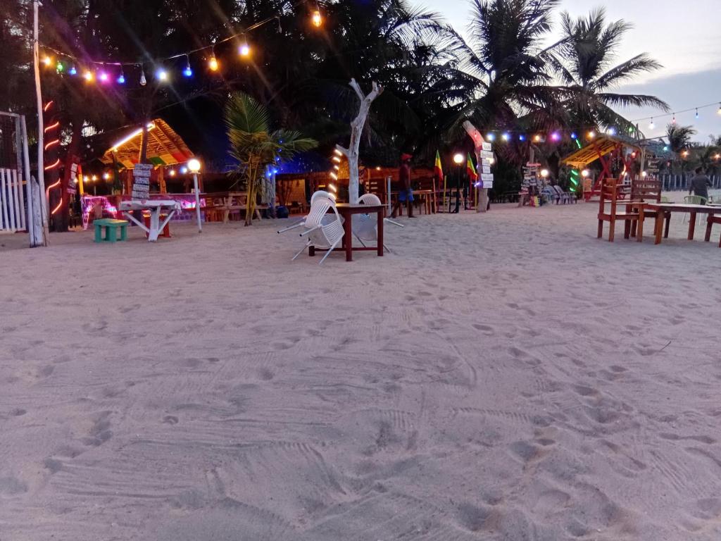 Herní místnost nebo prostor pro děti v ubytování Happy Beach hotel nilaveli