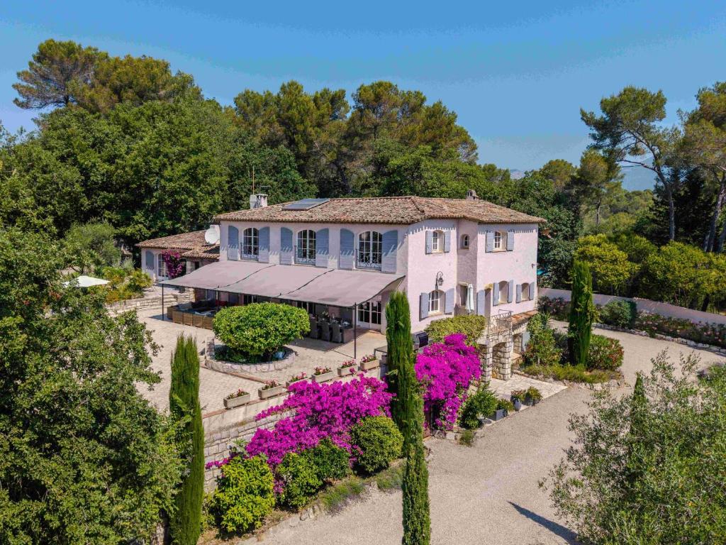 Κήπος έξω από το Bastide du Citronnier