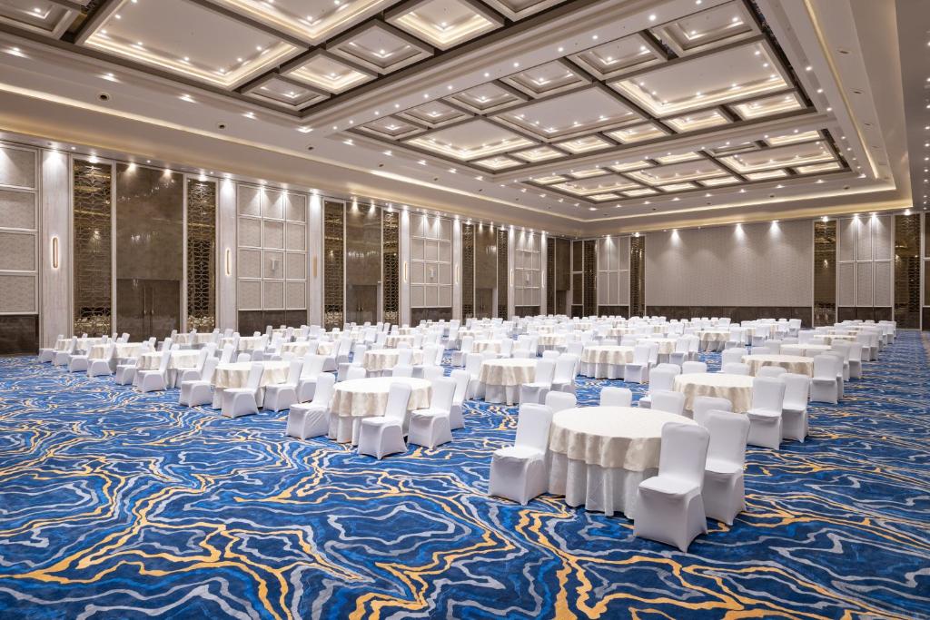 Restaurace v ubytování Merlis Hotel Coimbatore
