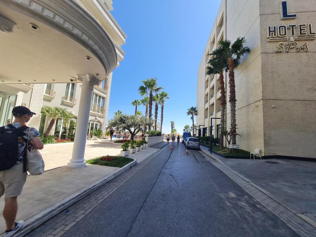 入住Sara-El Seaside Apartment Durres的客人