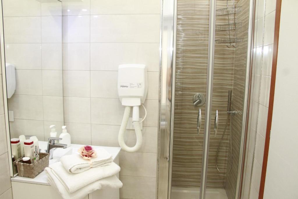 Łazienka w obiekcie B&B Maestra Giovanna