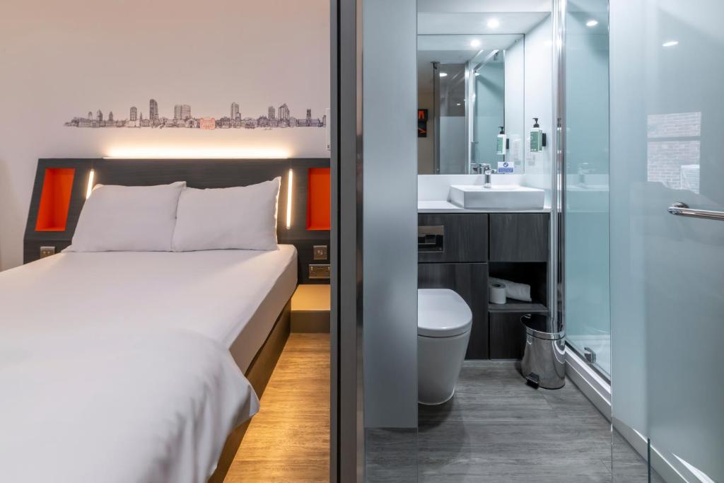 easyHotel Leeds - Resim 2