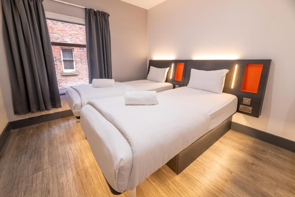 easyHotel Leeds - Resim 28