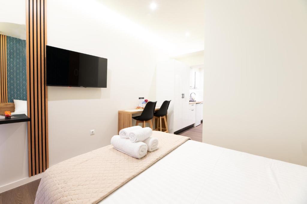 Modern Rooms Pagrati - 6