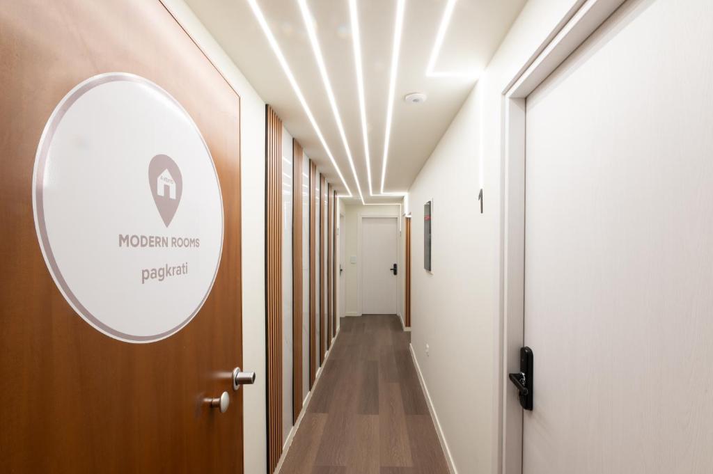 Modern Rooms Pagrati - 14
