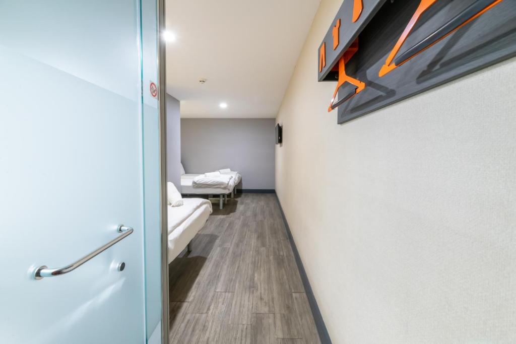 easyHotel Leeds - Resim 30