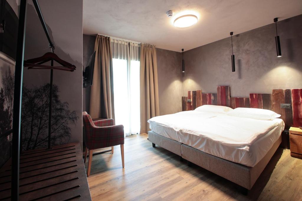 Crimea Wine Hotel - Doppel- Oder Zweibettzimmer Mit Balkon