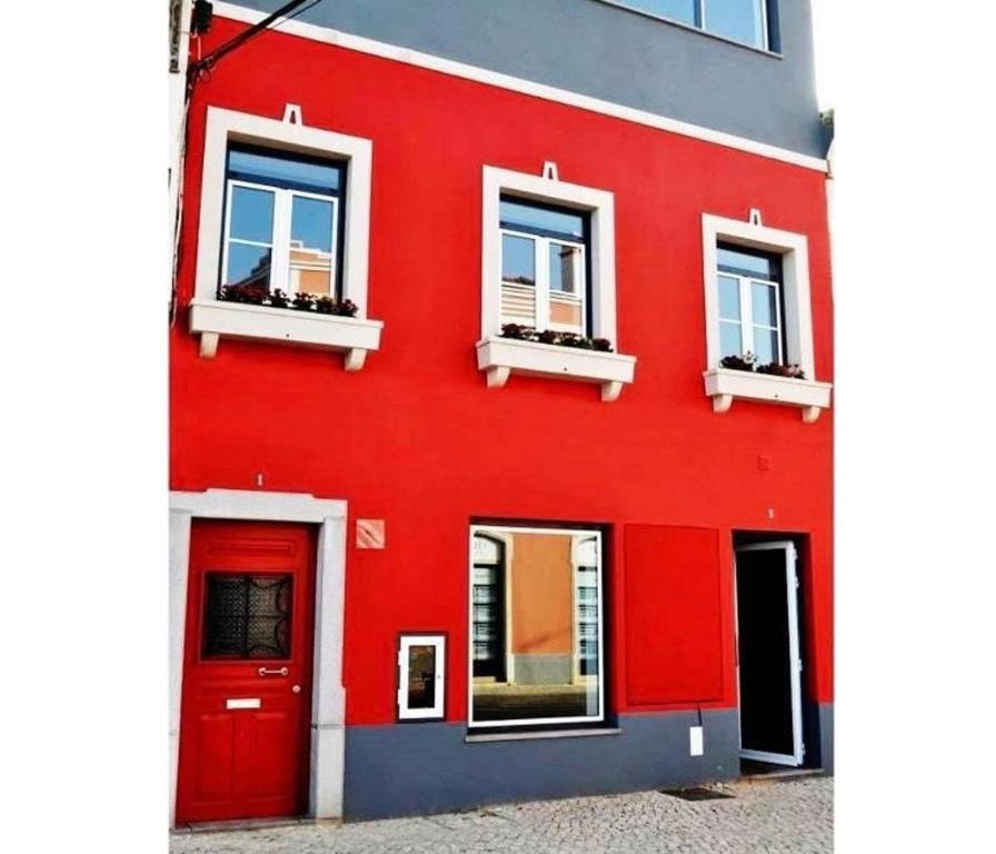 Lagos studio apartment with top location in town