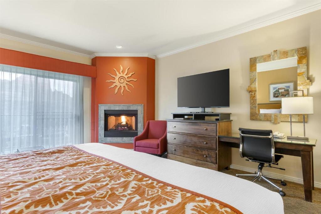 Best Western Plus Arroyo Roble Hotel & Creekside Villas - Quarto King Com Sofá-Cama