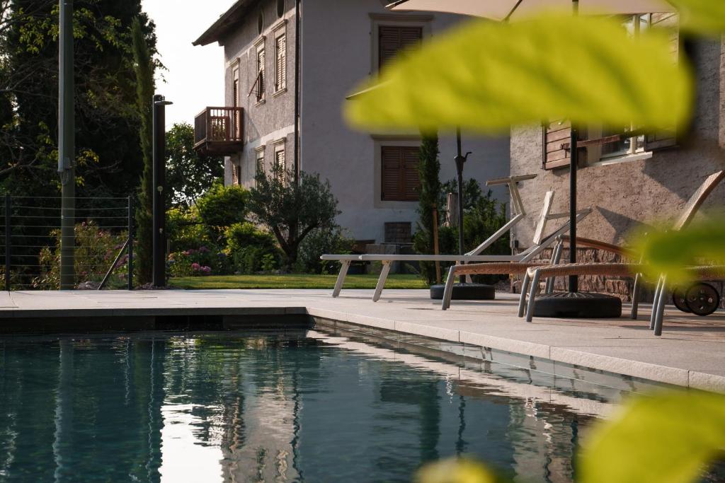 Piscina di Linslhof Apt Terlaner o nelle vicinanze