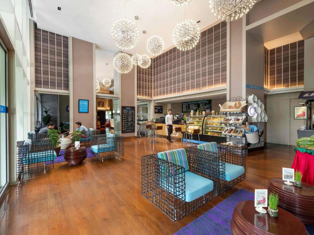 Istumisnurk majutusasutuses Novotel Yangon Max