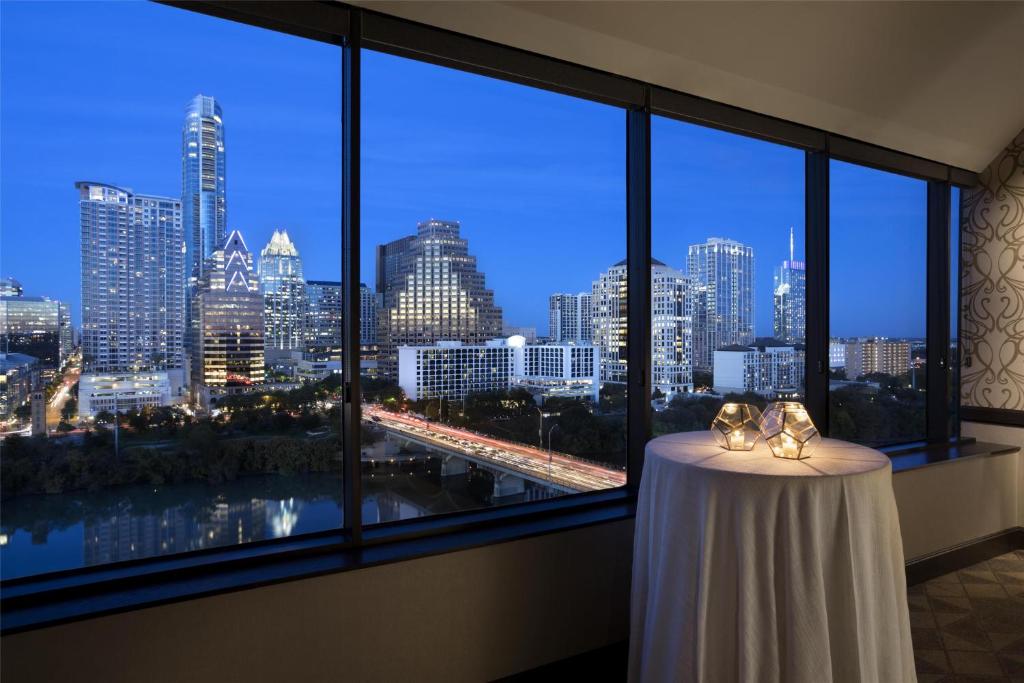 Nespecifikovaný výhled na destinaci Austin nebo výhled na město při pohledu z hotelu