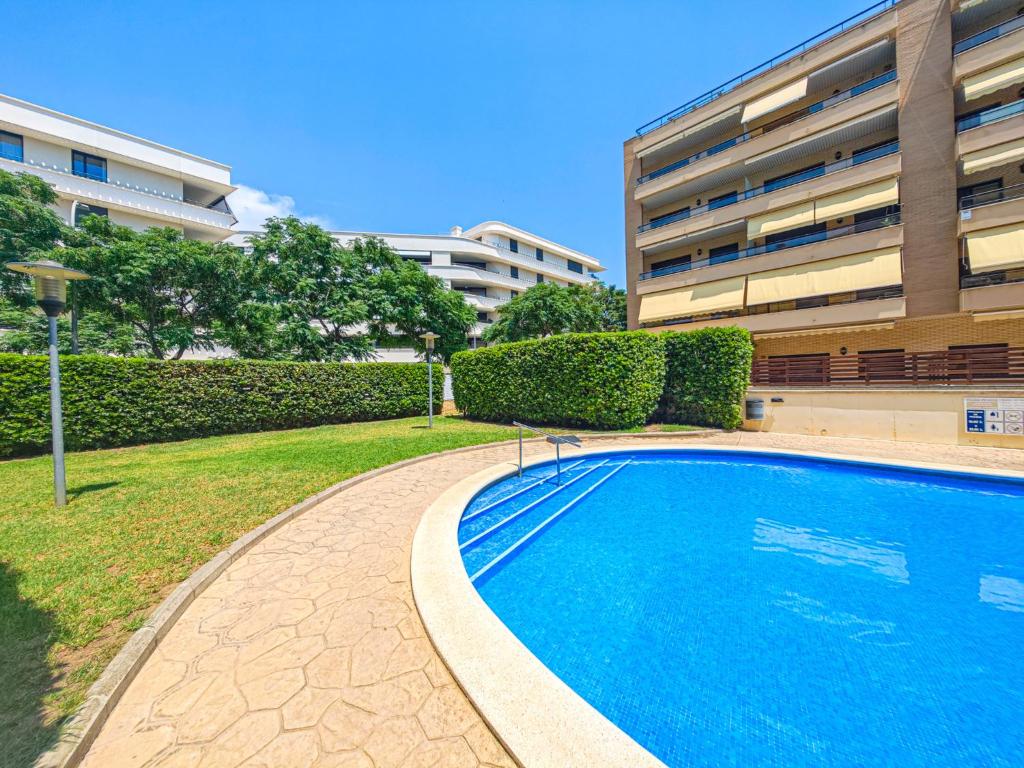 LITORAL COSTA DORADA - PARADIS Only families