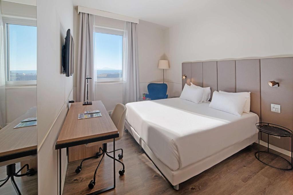 NH Napoli Panorama - Resim 5