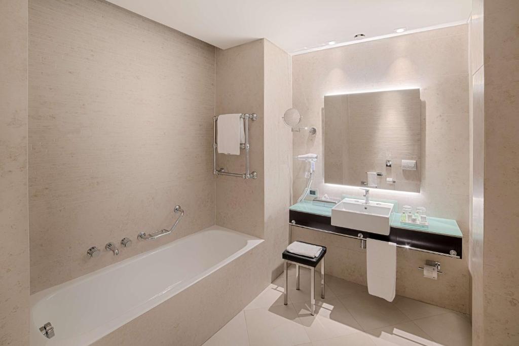 NH Napoli Panorama - Resim 33