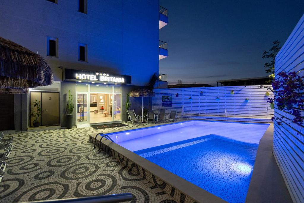 Bazén v ubytování Hotel Britania nebo v jeho okolí