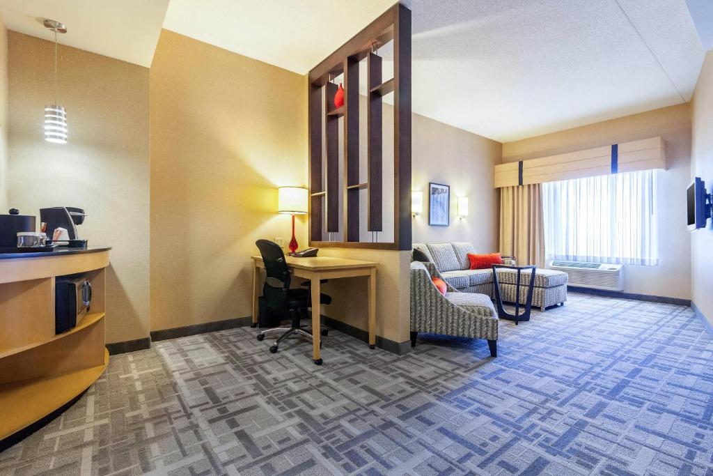 Cambria Hotel Pittsburgh - Downtown photo