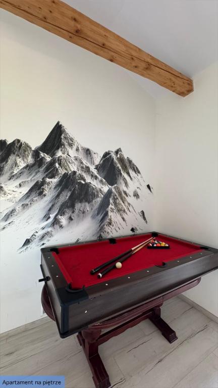 Fotografia z galérie ubytovania Apartament Słoneczna Dolina Magurki bania jacuzzi balia ogrodowa Szczyrk-Wilkowice v destinácii Szczyrk