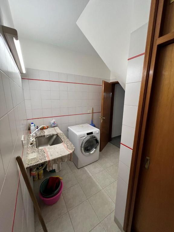 Excelente casa en Martinez, Martínez (aktualisierte Preise für 2025)
