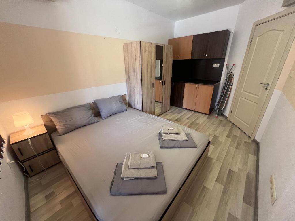 Buxton Apartment