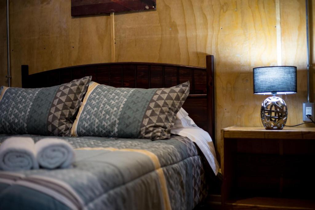 Postel nebo postele na pokoji v ubytování Hotel low cost y restaurant Colón