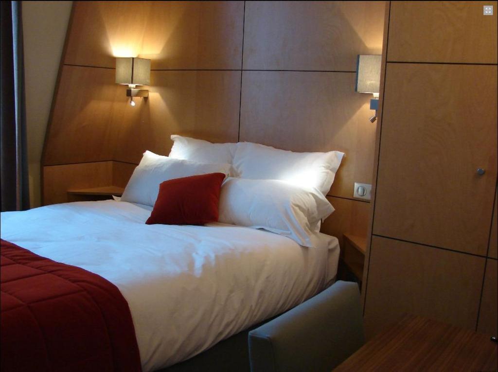 Hotel de L'Universite - 4