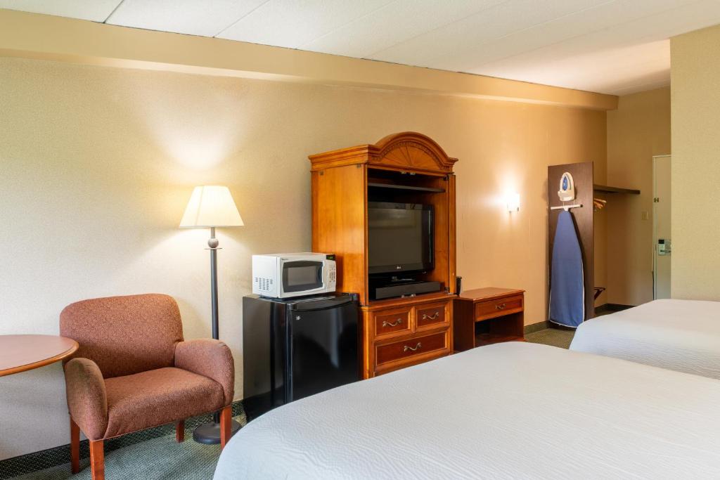 White River Inn & Suites - Habitación Queen Con Dos Camas Queen
