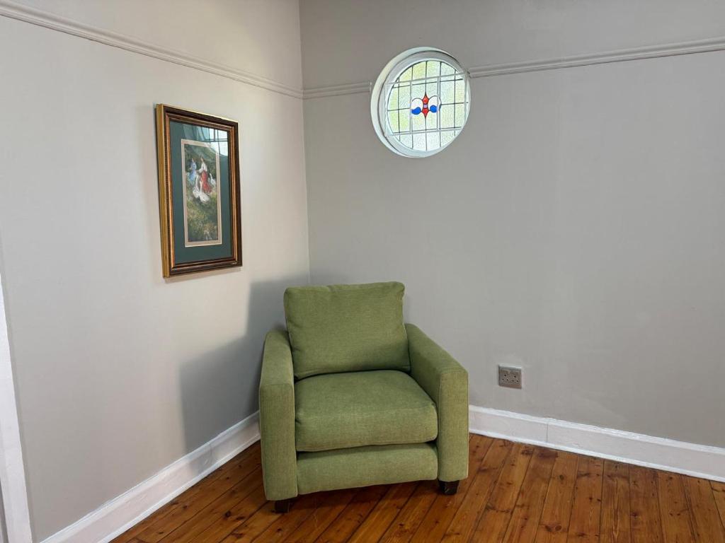 Posezení v ubytování 204 Mazisi Kunene House 2