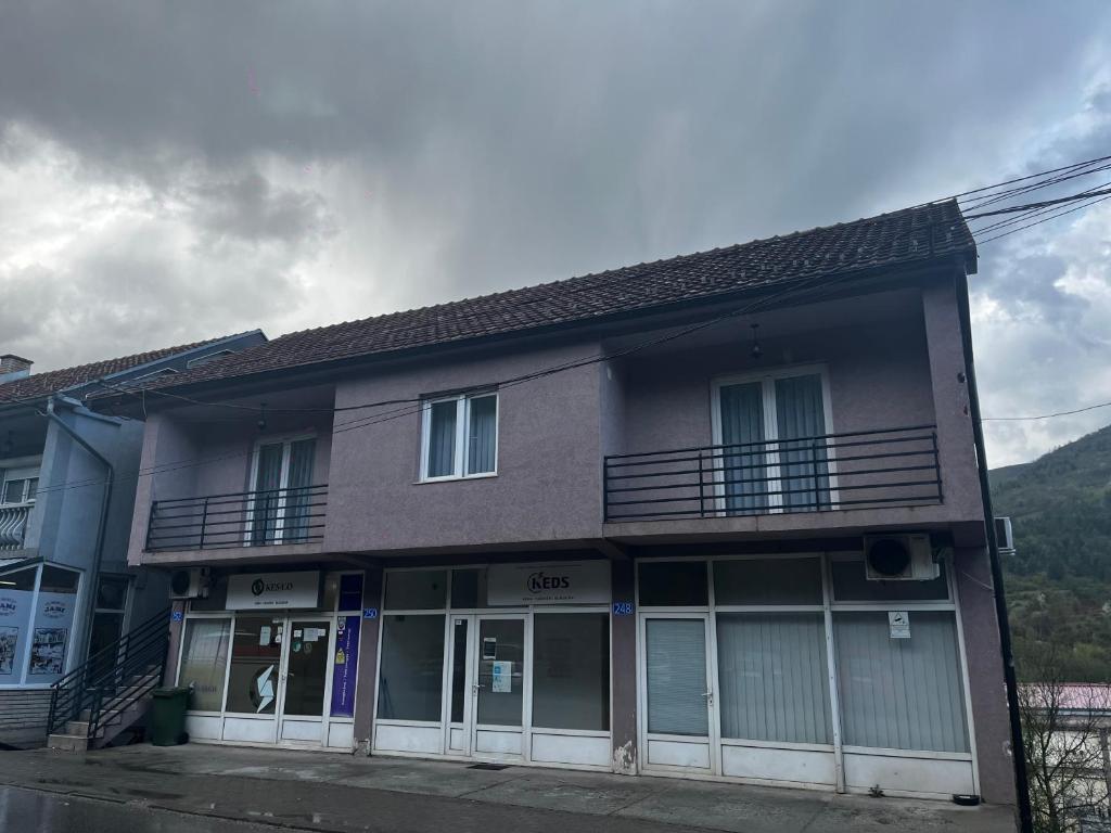 Fotografie z fotogalerie ubytování Falcon Apartment v destinaci Brezovicë