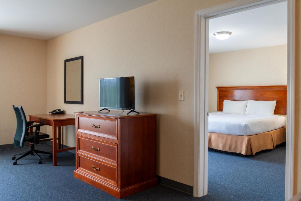 White River Inn & Suites - Suite King