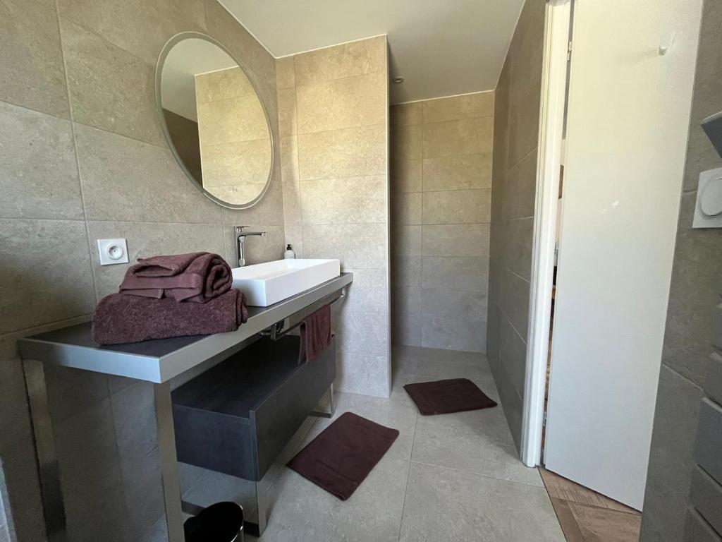 Koupelna v ubytování Art de l'Ô chambre d'hôtes