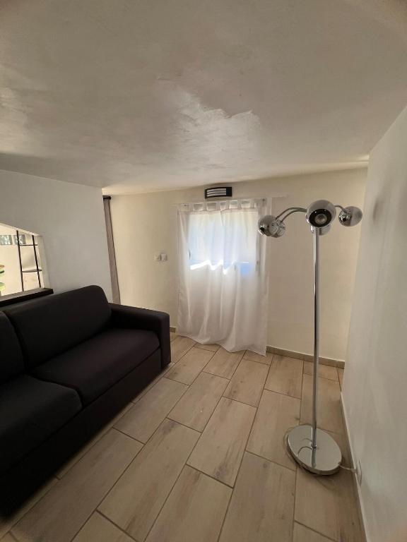 Fotografie z fotogalerie ubytování Petite maison en pleine nature à 10 km des plage de Cannes v destinaci Mouans-Sartoux