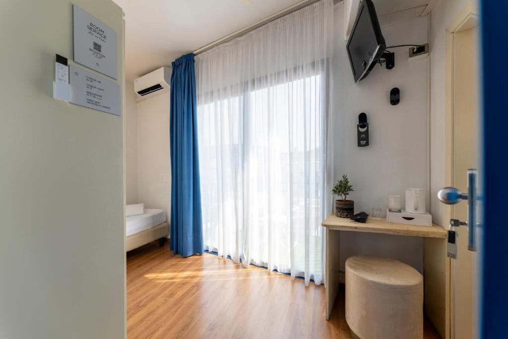 Hi Hotels Riva del Garda - Single Room With Balcony
