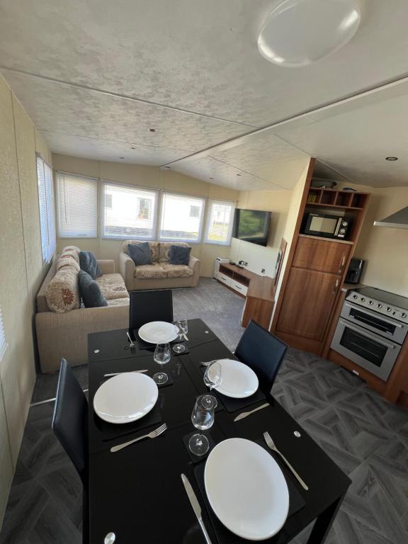 Η κουζίνα ή μικρή κουζίνα στο Wards Holiday Home Southfiled 36