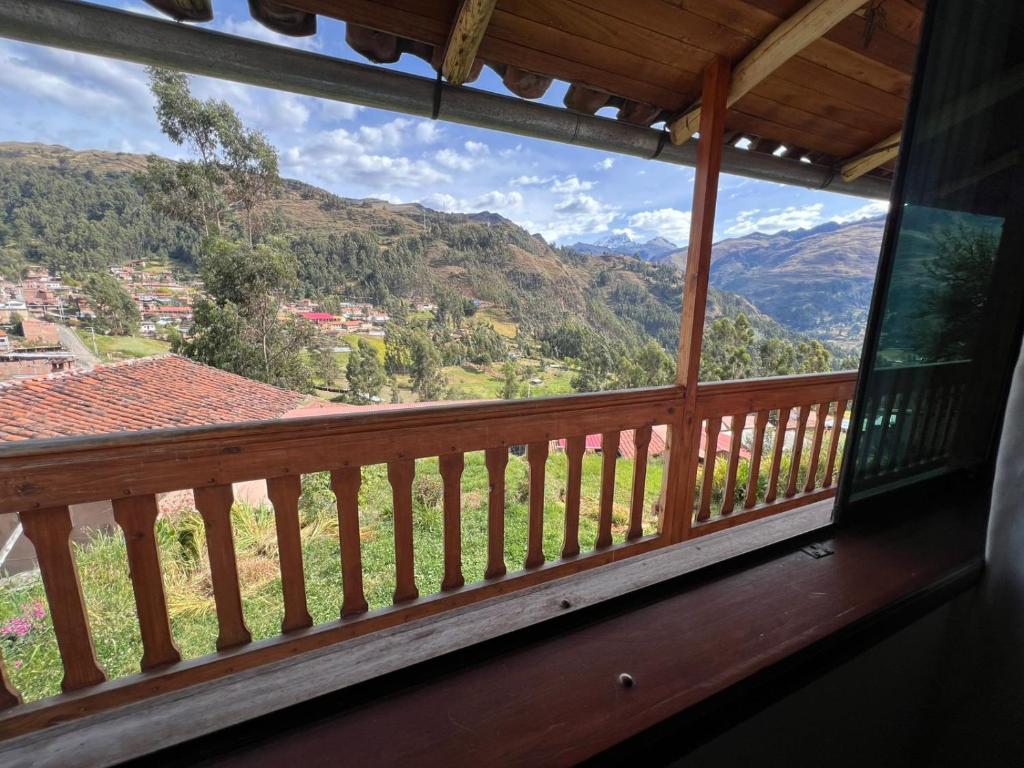 Mirador Lodge - Family Room