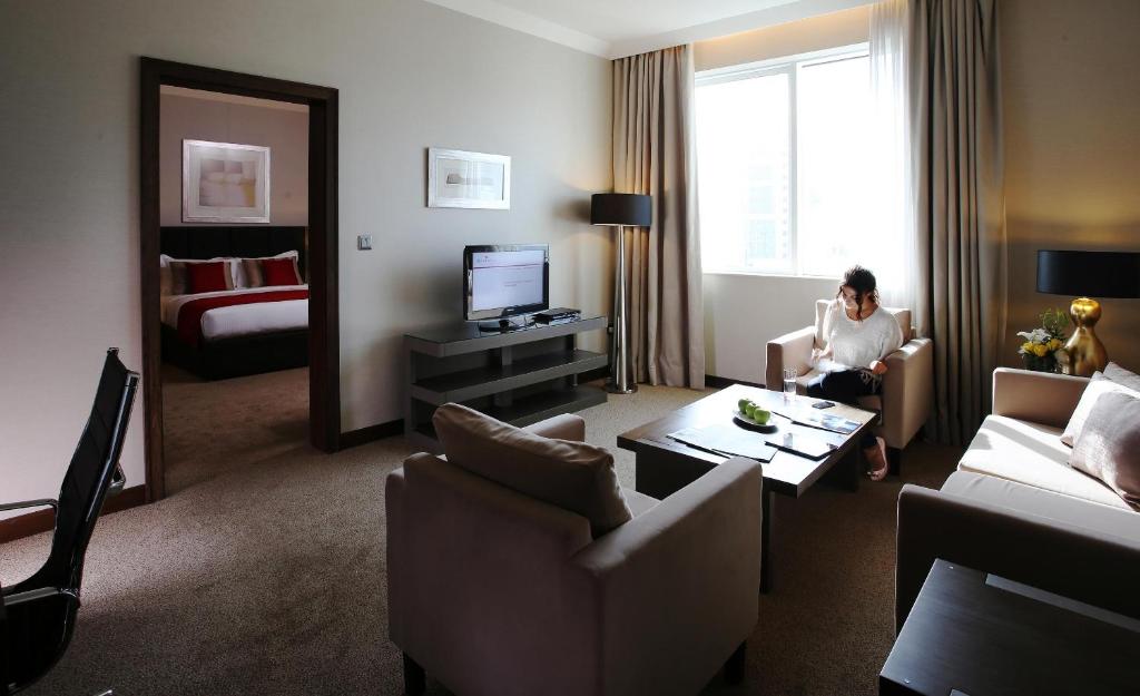 Ramada Downtown Abu Dhabi - Premium King Suite - Non-Smoking